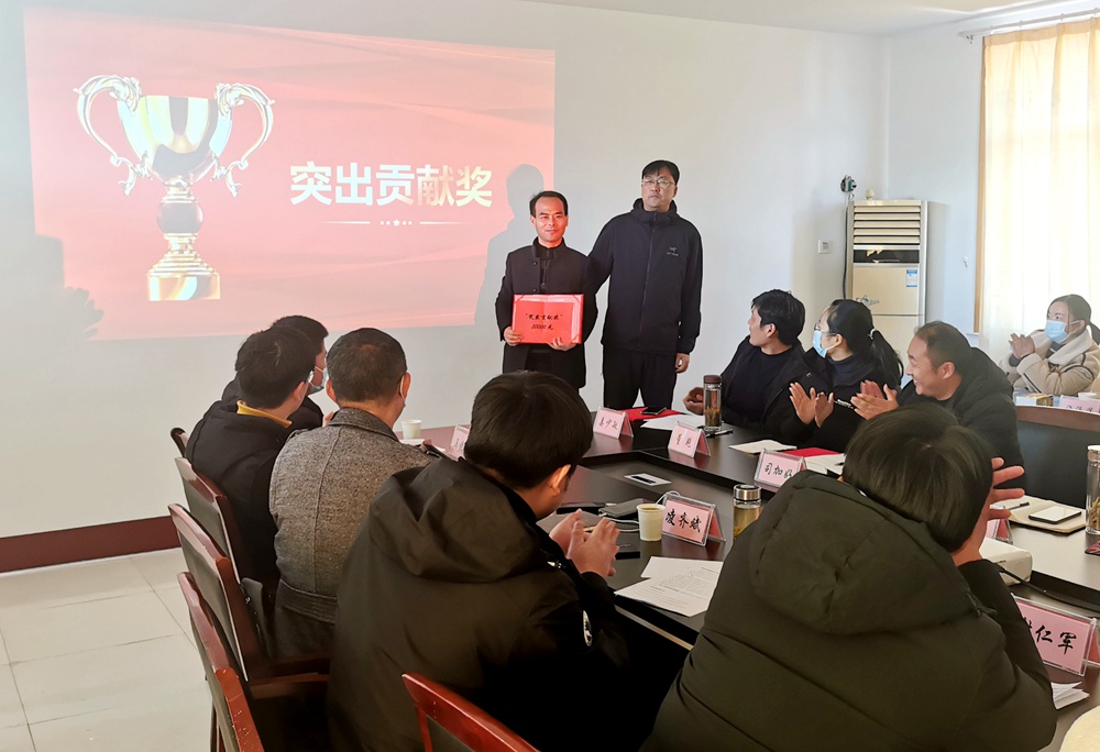 王兆刚_副本.jpg